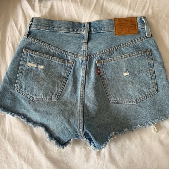LEVIS 501 DISTRESSED DENIM SHORTS - Picture 2 of 4